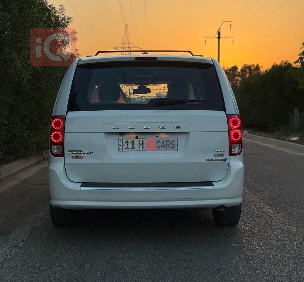 دودج جراند كارافان